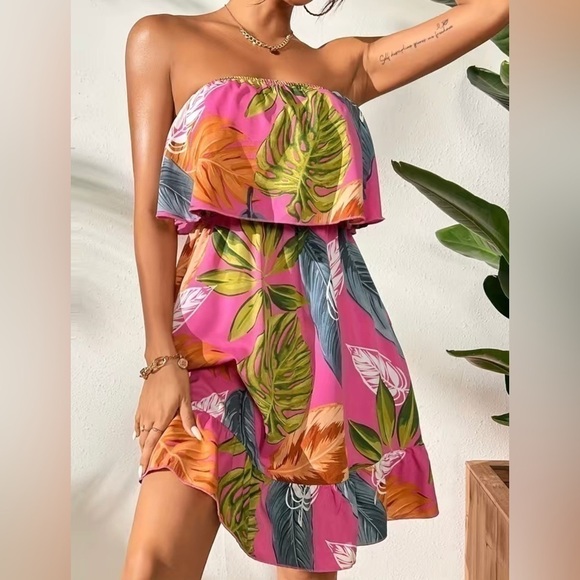 Tropical Print Ruffle Hem Tube Dress - Picture 2 of 3